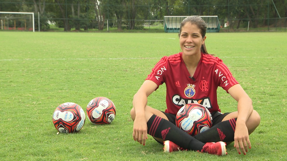 Dany Helena é a artilheira do Flamengo no ano, com 20 gols em 20 jogos — Foto: André Viero