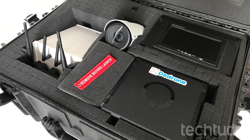Equipamento em versão portátil pode ser levado em maleta; executivos admitem que há dificuldade em despachar o aparato em aeroportos (Foto: Thássius Veloso / TechTudo)