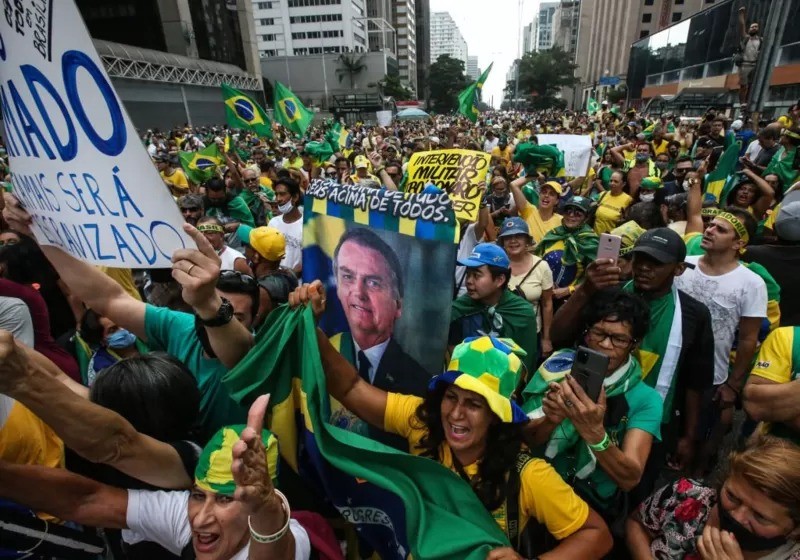 Protesto pró-Bolsonaro na Avenida Paulista em março de 2021 (Foto: Getty Images via BBC News)