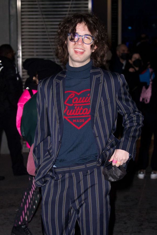 PARIS, FRANCE - JANUARY 20: Lucas Jagger attends the Louis Vuitton Fall/Winter 2022/2023 show as part of Paris Fashion Week on January 20, 2022 in Paris, France. (Photo by Jacopo Raule/Getty Images) (Foto: Getty Images)