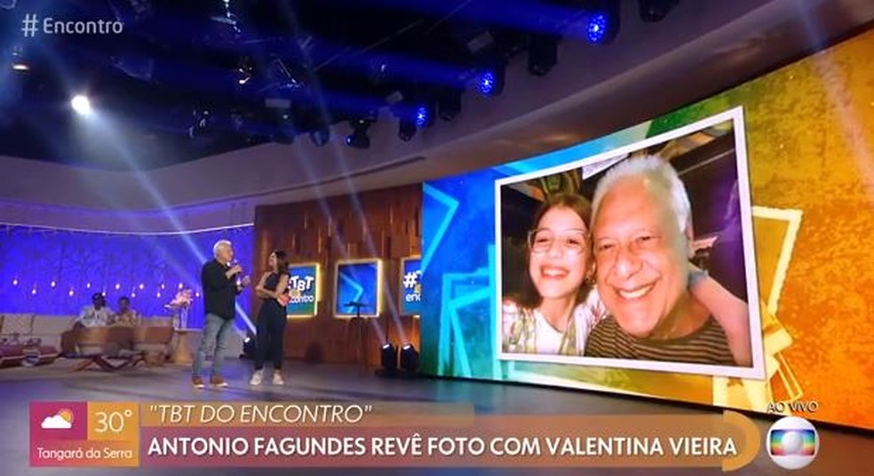 Antonio Fagundes revê foto com Valentina Vieira  — Foto: TV Globo