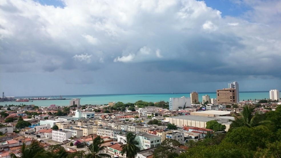 Tempo vai ficar nublado em Maceió no fim de semana — Foto: Cau Rodrigues/g1