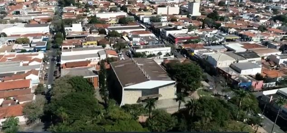 Leme (SP) reabre com&eacute;rcio n&atilde;o essencial nesta quarta-feira (15) &mdash; Foto: Reprodu&ccedil;&atilde;o/EPTV