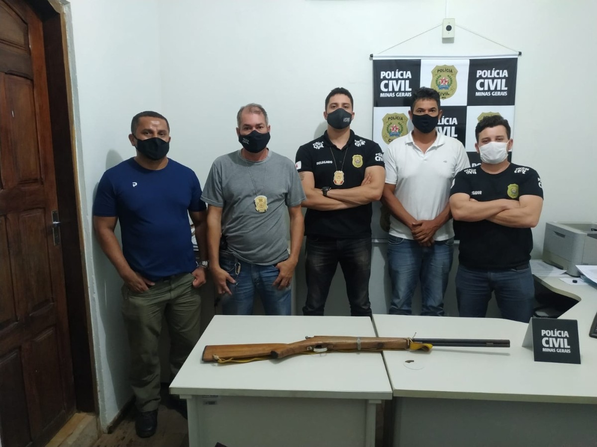 Investigado por estupro é preso em Minas Novas: 'Suspeito teria abusado sexualmente de três filhas, tendo, inclusive, gerado três filhos com duas delas', diz polícia