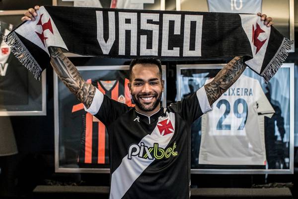 Souza dá boas-vindas a Alex Teixeira no Besiktas-TUR