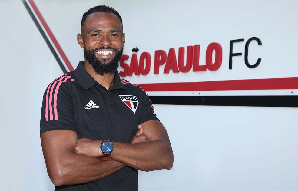 Sao Paulo Anuncia A Contratacao Do Meio Campista William Sao Paulo Ge