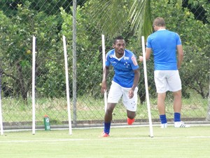 Inspirado em Ramon, Marquinhos se torna protagonista no Cruzeiro