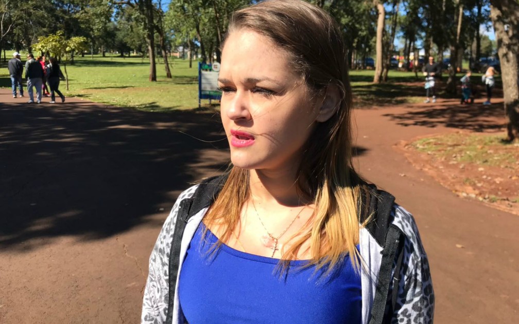 Jessye Ane de Souza, de Campo Grande (MS), Ã© designer grÃ¡fica e ela ficou cinco anos sem enxergar, por causa da diabetes (Foto: Fabiano Arruda/TV Morena)
