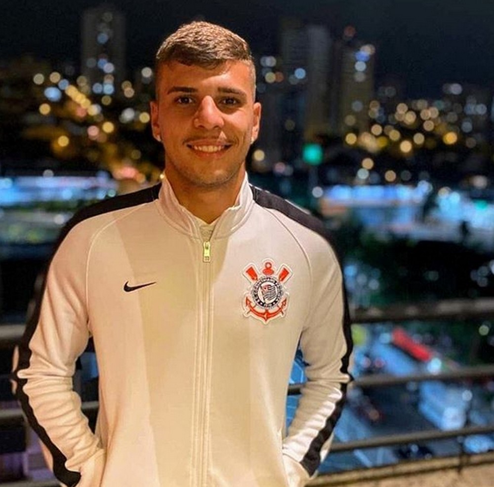 Corinthians quita dívida de atacante do Tubarão após quase dois meses