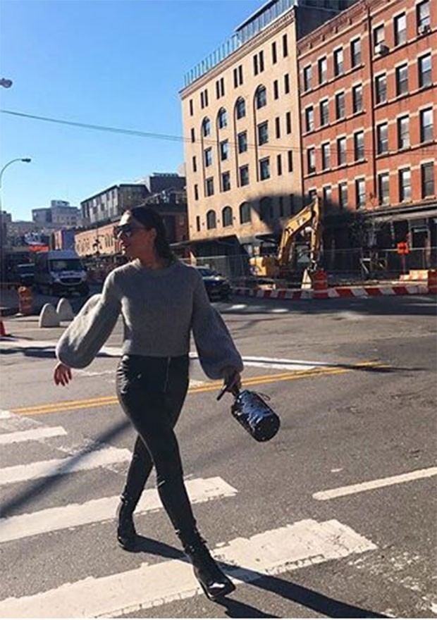 Juliana Paes investiu nos looks de rua para o passeio por Nova York (Foto: Divulgação / Instagram)