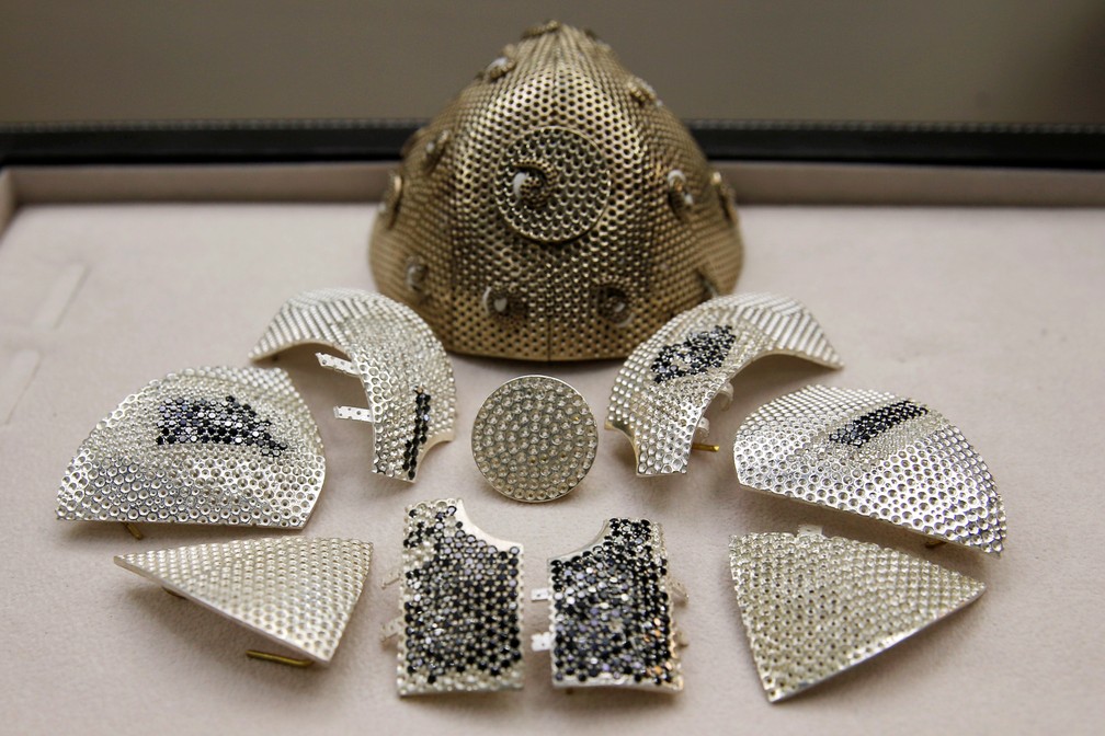 Colecionador De Arte Encomenda Mascara Com Diamantes De 1 5 Milhao De Dolares Pop Arte G1 ❤️ to nie wyjdzie z mody. colecionador de arte encomenda mascara