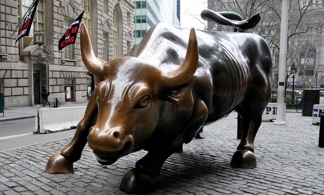 Touro de Wall Street. A escultura 'Charging Bull' instalada em 1989