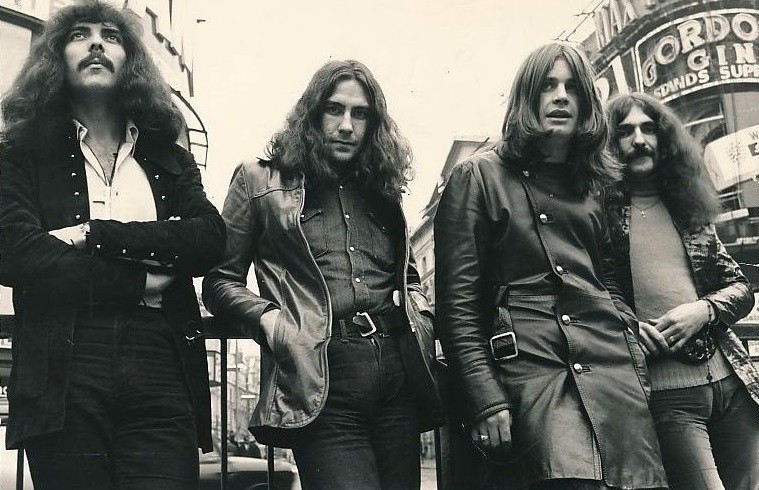 Tony Iommi, Bill Ward, Ozzy Osbourne e Geezer Butler, integrantes do Black Sabbath, em 1970 (Foto: Divulgação)