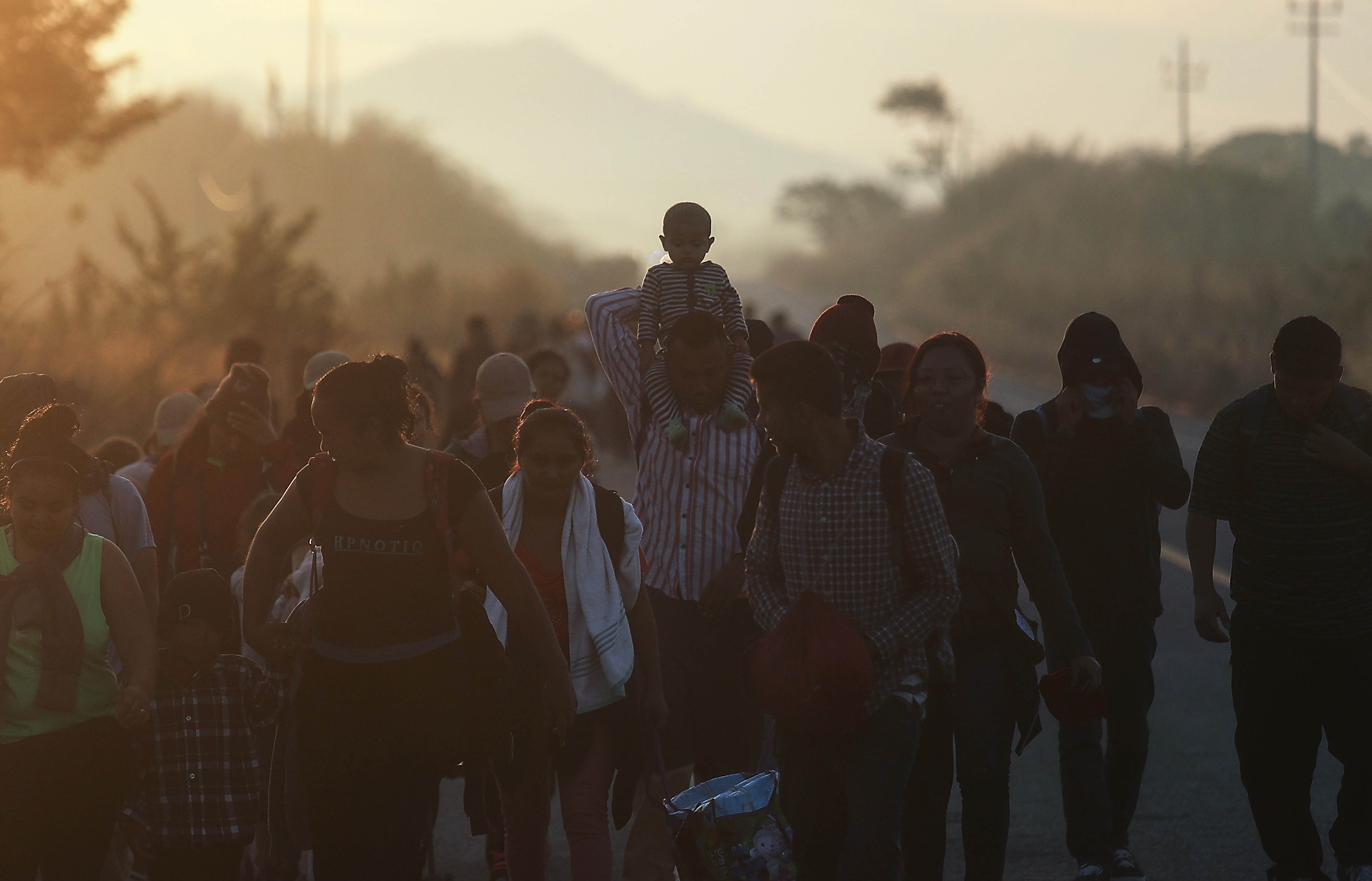 Migrantes da América Central rumam e direção aos Estados Unidos (Foto: getty)