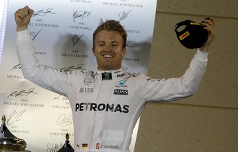 BLOG: Rosberg vence e pressiona Hamilton