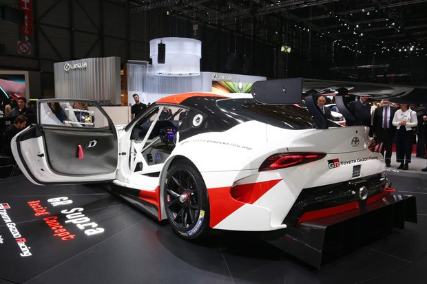 O Toyota Supra está de volta e promete acelerar mais do que nunca Toyota-gr-supra-racing-concept_1