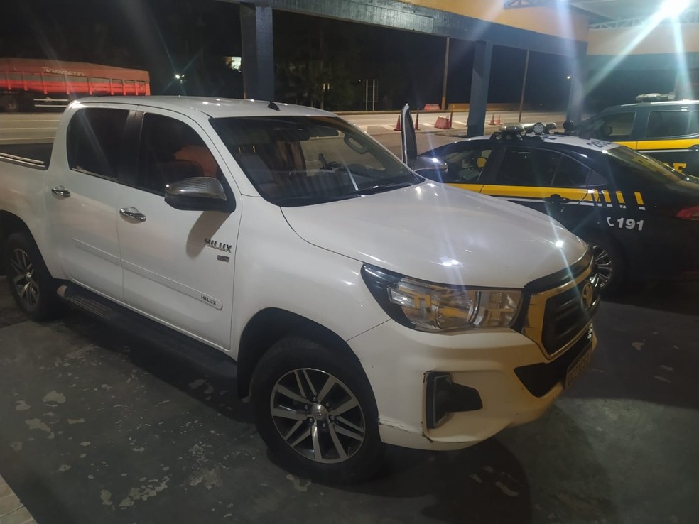 Caminhonete usada pelo acusado foi apreendida pela PRF &mdash; Foto: PRF