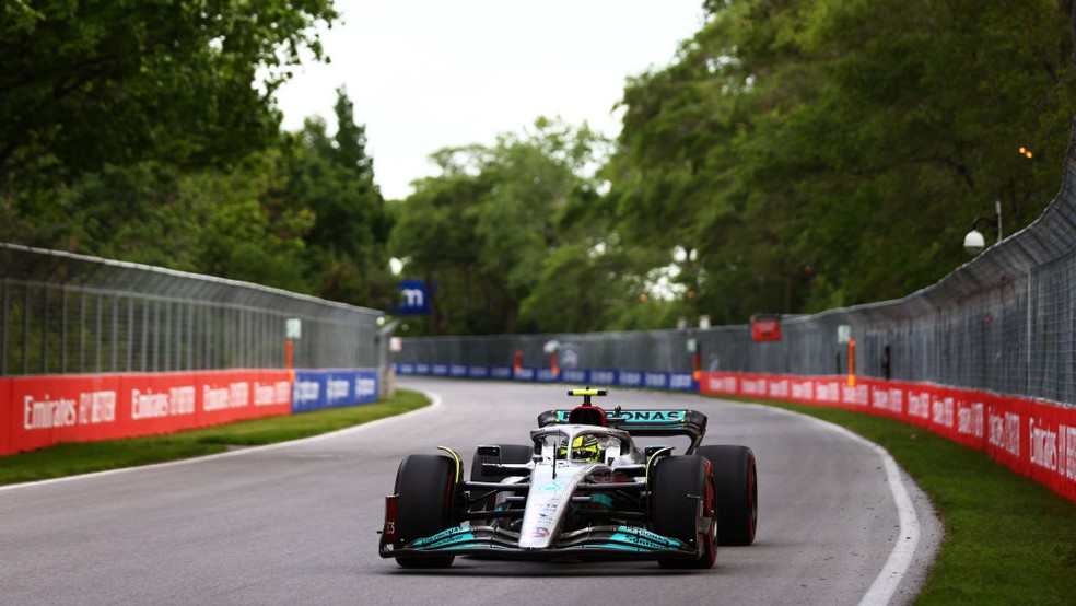 Lewis Hamilton nos treinos livres do GP do Canadá  — Foto: Dan Istitene - Formula 1/Formula 1 via Getty Images