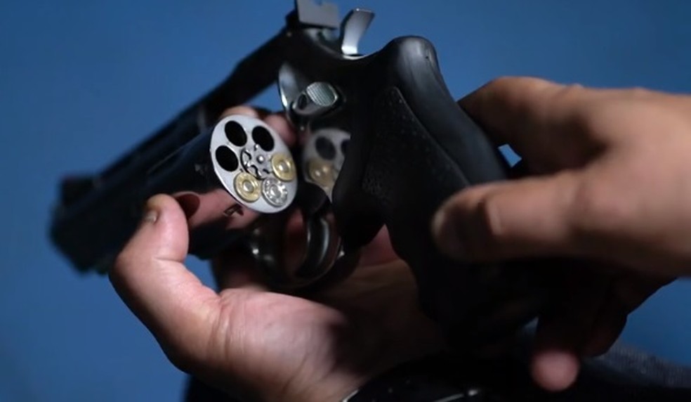 Arma de fogo — Foto: Reprodução/JH