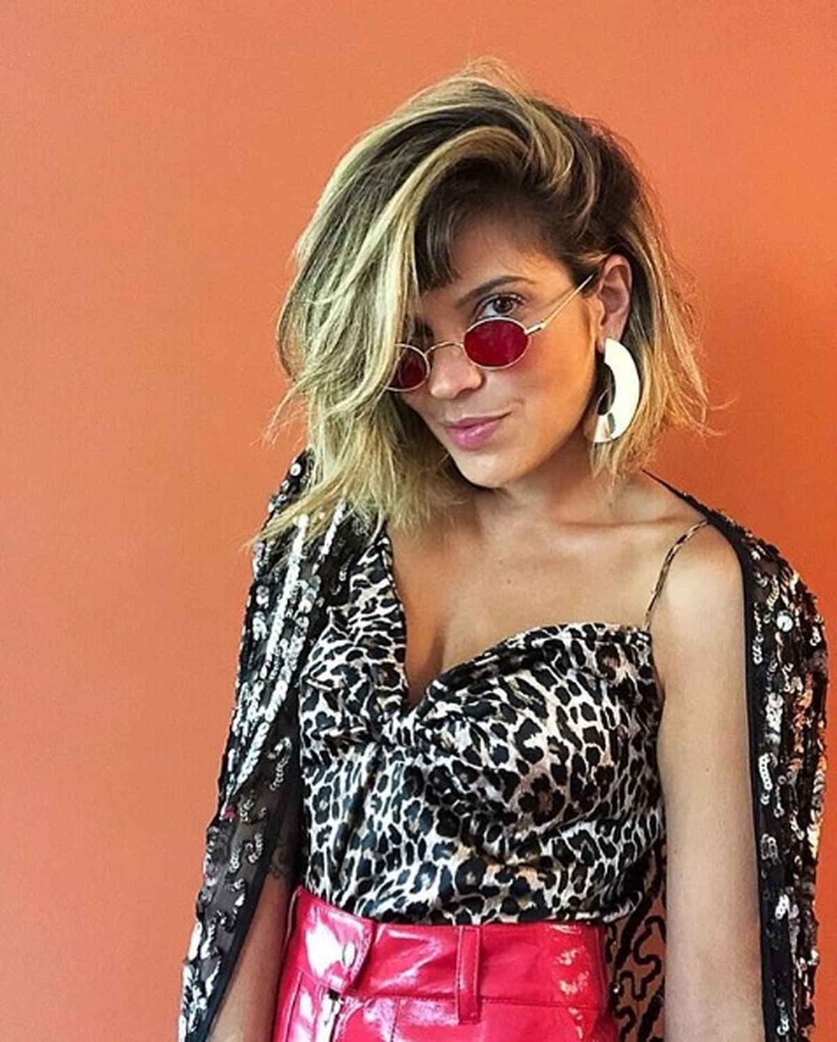 Confira os looks da semana da apresentadora Paula ...