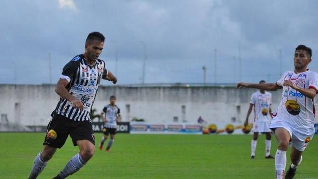 Botafogo-PB e Esporte de Patos se enfrentaram na abertura da s�tima rodada do Paraibano