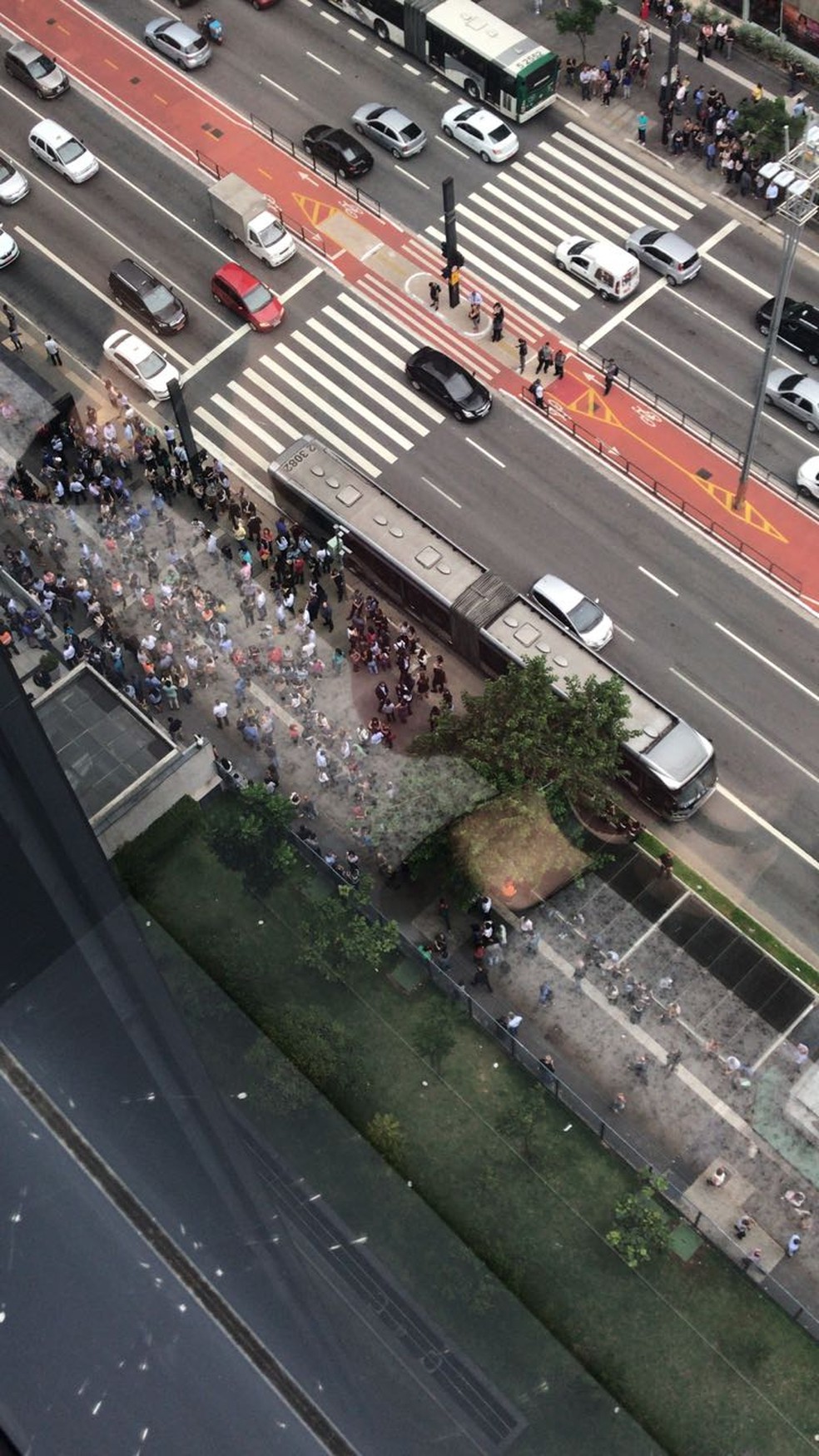 PrÃ©dios esvaziados na Avenida Paulista (Foto: Thiago Carvalho/ Arquivo pessoal )