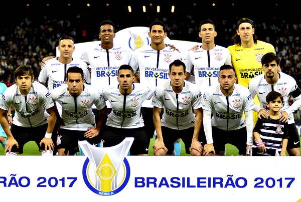 Corinthians inicia semana de clássico com chance de retomar time ideal