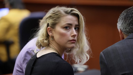 Amber Heard entra com apelação na justiça contra veredito a favor de Johnny Depp