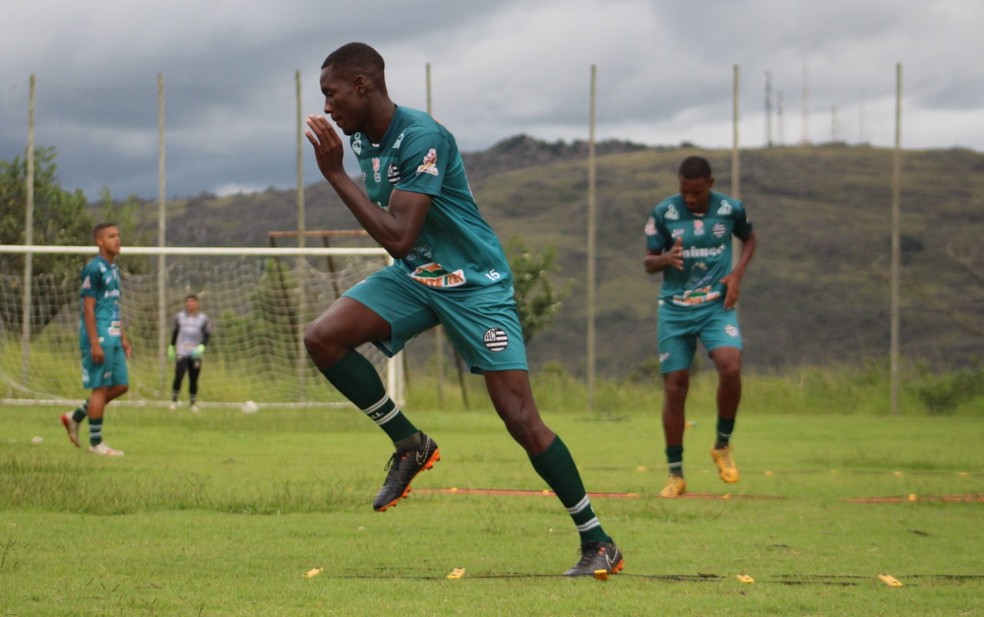 Badio chegou ao Athletic para a disputa do Módulo 2 — Foto: Fernanda Trindade