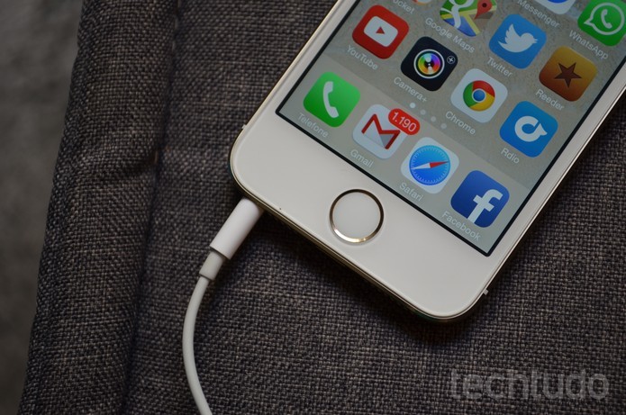 iPhone 5S tem preço mais econômico do que tops da Apple mais atuais (Foto: Luciana Maline/TechTudo)