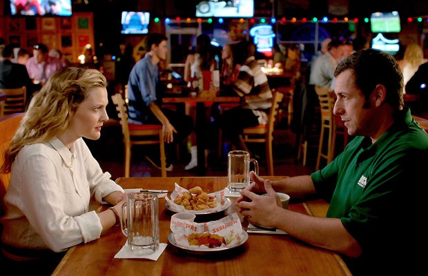 Drew Barrymore e Adam Sandler repetem a parceria de longa data (Foto: Divulgação)