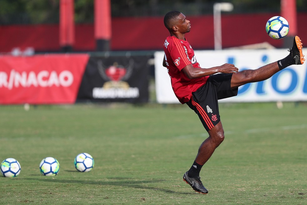 Juan disputou apenas 14 jogos pelo Flamengo em 2018 (Foto: Gilvan de Souza / Flamengo)