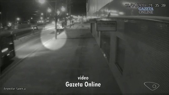 VÍDEO mostra morte de ladrão após queda de ônibus no Espírito Santo