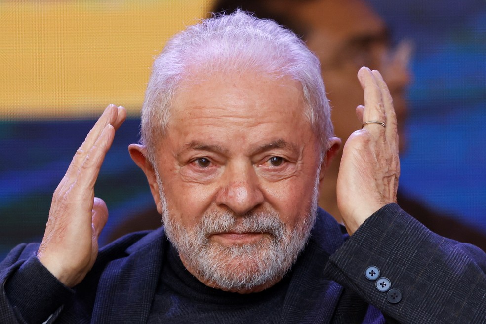 O ex-presidente Lula durante ato de campanha em Curitiba — Foto: Rodolfo Buhrer/Reuters