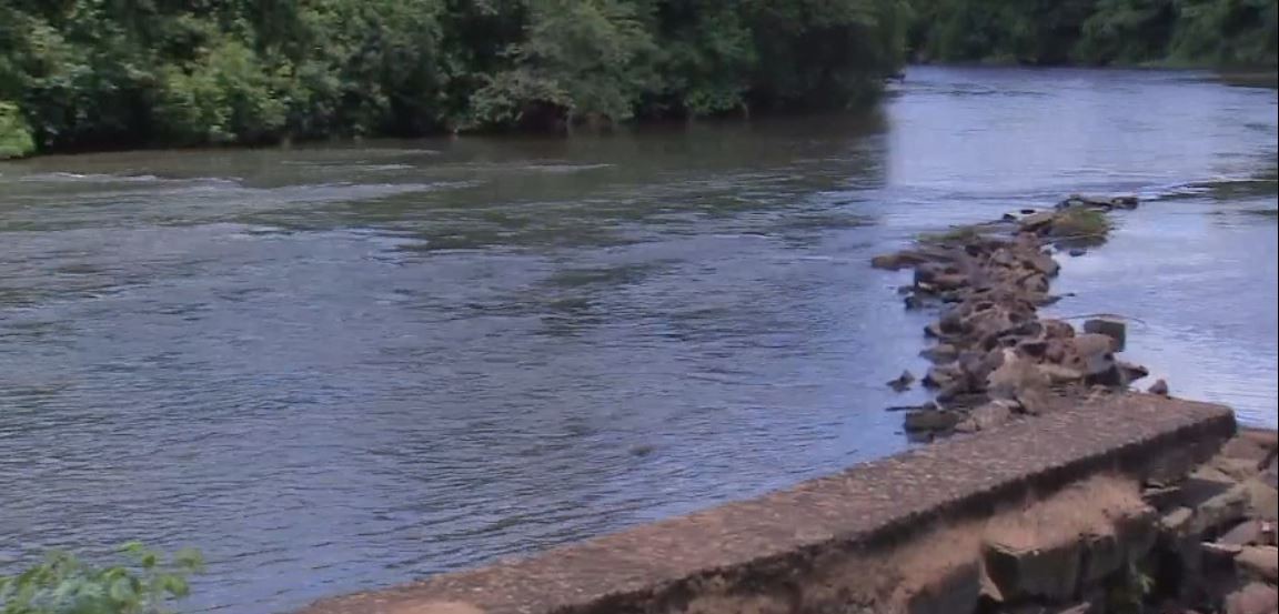 Estiagem deixa Rio Pardo em nível crítico e põe em risco abastecimento de água em Ourinhos