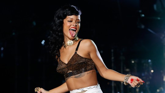 Rihanna estaria trabalhando na trilha sonora de ‘Pantera Negra’, afirma site