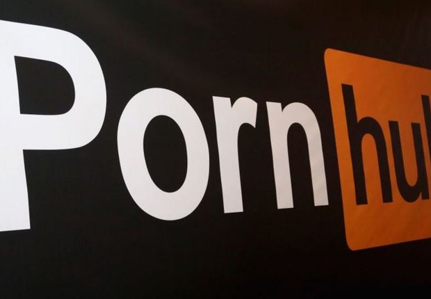 BBC: A MindGeek, empresa controladora do Pornhub, negou as alegações do jornalista Nicholas Kristof, vencedor do prêmio Pulitzer, de que ele teria encontrado inúmeros vídeos de abuso sexual infantil, "pornografia de vingança" e estupro. (Foto: GETTY IMAGES VIA BBC     )