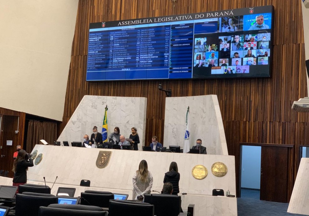 Deputados aprovaram em primeiro turno que laboratórios sejam obrigados a informar em tempo real sobre casos de Covid-19 no Paraná — Foto: Luciomar Castilho/Divulgação/Alep