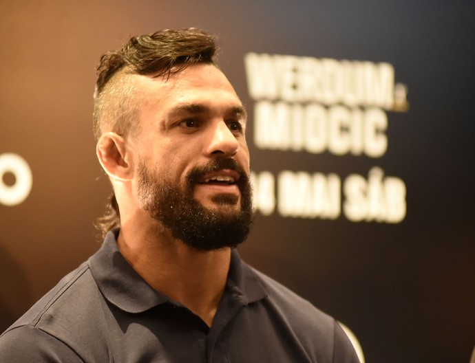 Vitor Belfort coletiva UFC 198 (Foto: André Durão) Vitor Belfort coletiva UFC 198 (Foto: André Durão)