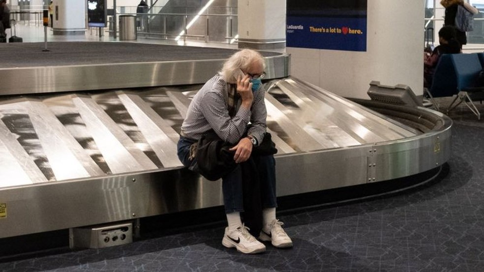 Em 2022, passageiro que desistir da viagem terá que pagar multa ou diferença tarifária — Foto: Getty Images/BBC