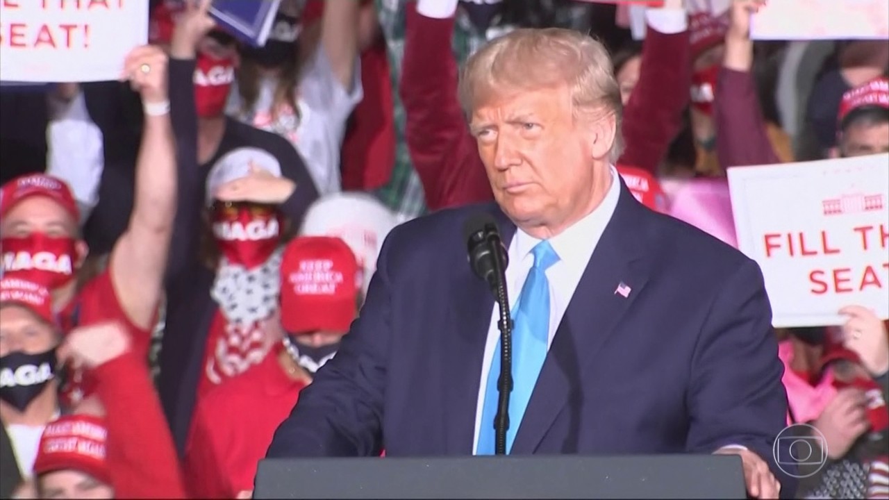 Trump faz primeira viagem de campanha após contrair Covid