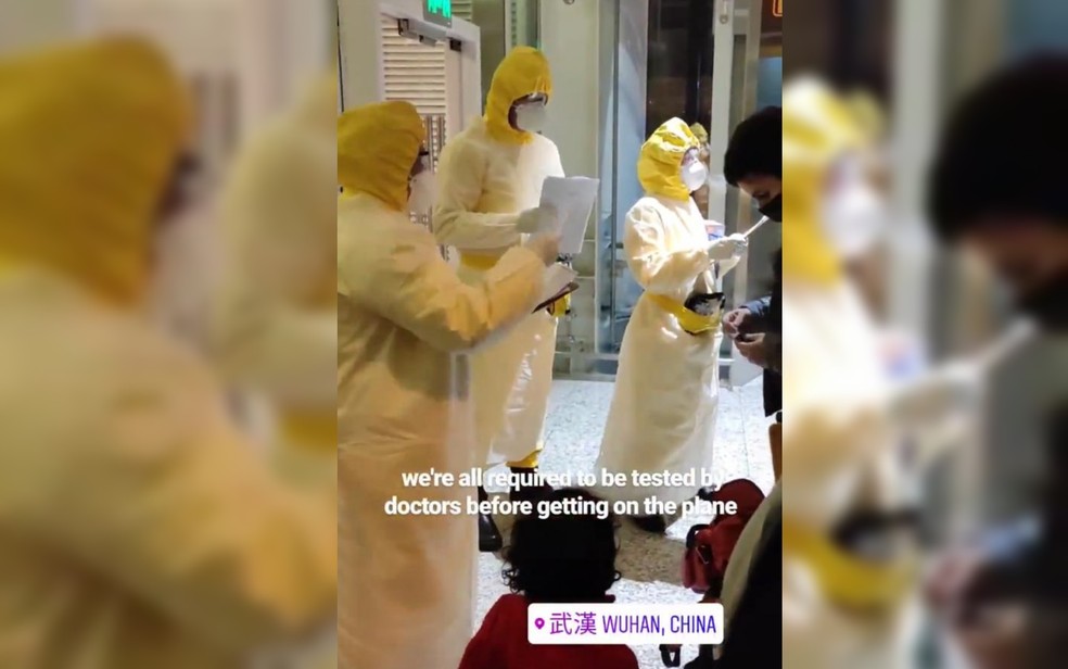 Brasileiros passando por check-up em Wuhan antes de embarcar para o Brasil — Foto: Reprodução/Instagram
