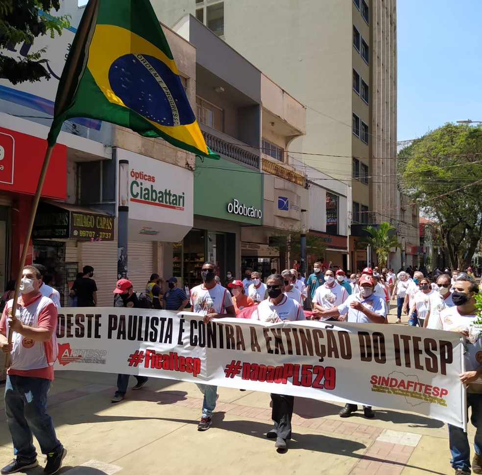Manifestação foi nesta quarta-feira (16), no Centro de Presidente Prudente — Foto: Afitesp/Cedida 
