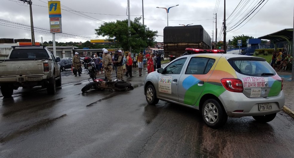 MÃ¡rcio Ferreira AraÃºjo era enfermeiro e morreu na Avenida dos Franceses em SÃ£o LuÃ­s â Foto: Douglas Pinto/TV Mirante