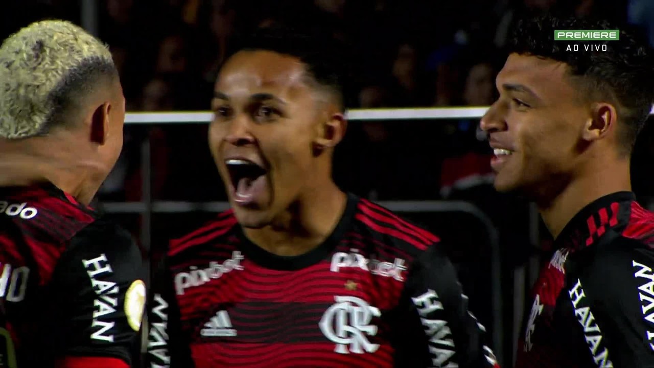 Os gols de São Paulo 0 x 2 Flamengo pela 21ª rodada do Brasileirão 2022