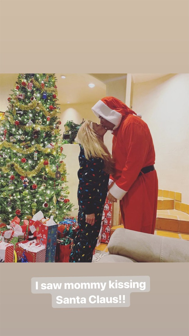 Demi Lovato mostra detalhes de seu Natal (Foto: Reprodução / Instagram)