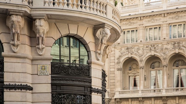 Após 7 anos de obras, Four Seasons abre hotel em Madrid com 200 quartos e spa de quatro andares  (Foto: DIVULGAÇÃO)