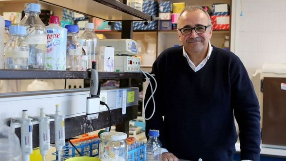 Ignacio López-Goñi é professor de microbiologia da Universidade de Navarra, na Espanha — Foto: Digulgação via BBC