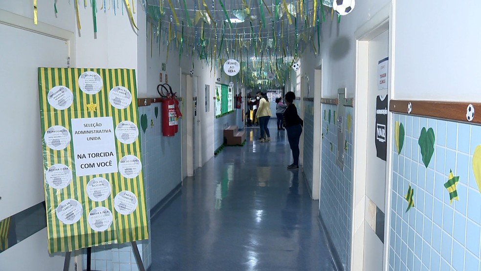 Hospital da Grande Vitória ganhou decoração para Copa — Foto: Reprodução/TV Gazeta