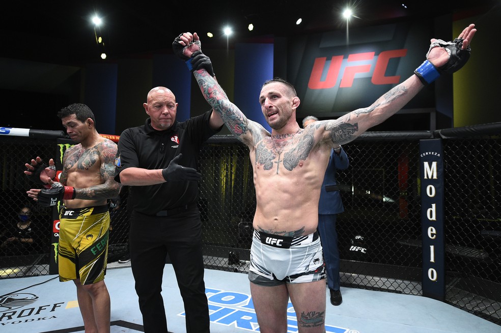 Gregor Gillespie venceu Carlos Diego Ferreira por nocaute técnico aos 4m51s do R2 — Foto: Getty Images
